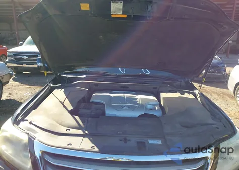 2013 Lexus Lx 570 z USA, uszkodzony, nr VIN JTJHY7AX6D4113379